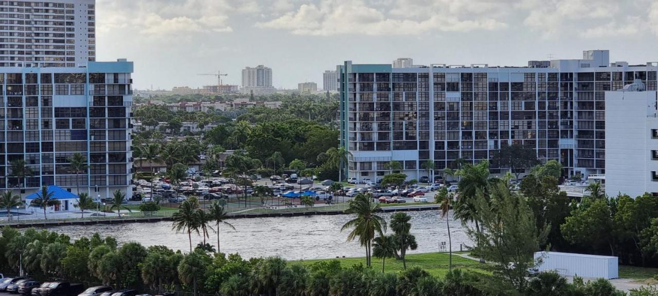 New Luxury Apartment 2Br 2Ba Direct Beach Access Hollywood Exteriér fotografie